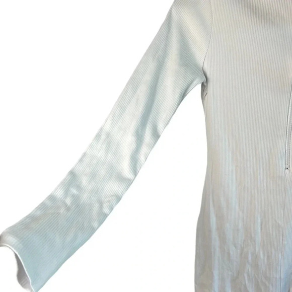 White jumpsuit,layering ,apres ski,bodycon sculpting,ribbed,mock neck,NWT”,125$ - Picture 7 of 15